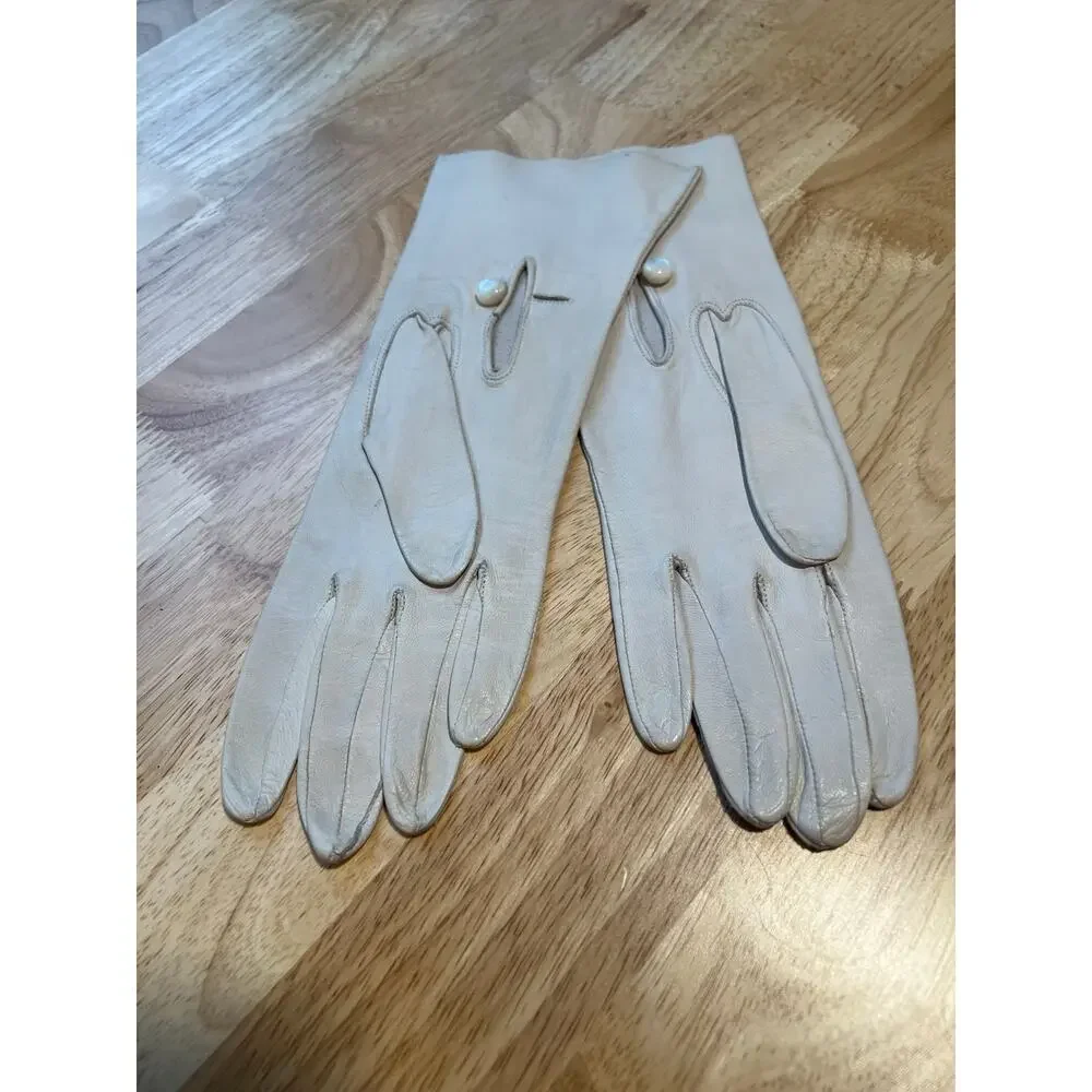 Vintage White Leather Gloves Small JL